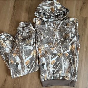 Comfrt Adirondack Camo Hoodie and Joggers Set | Adult S hoodie, Adult XS joggers